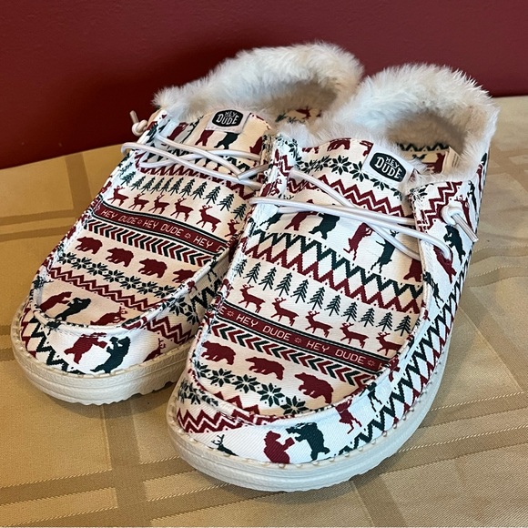 Hey Dude Wendy Holiday Cheers Christmas slip on shoes women’s size 9 deer bear - Picture 1 of 6